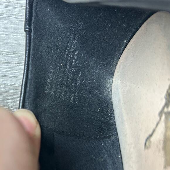 Aldo- Ballet Faux Matte Leather- SZ 10M- gold hardwear- round toe- academia - Picture 8 of 8